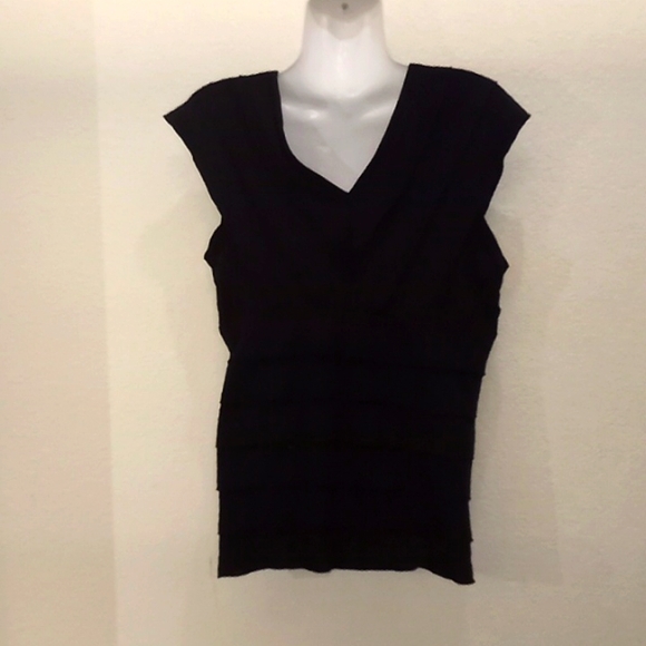 Max Edition Layered Knit Top - Picture 10 of 13
